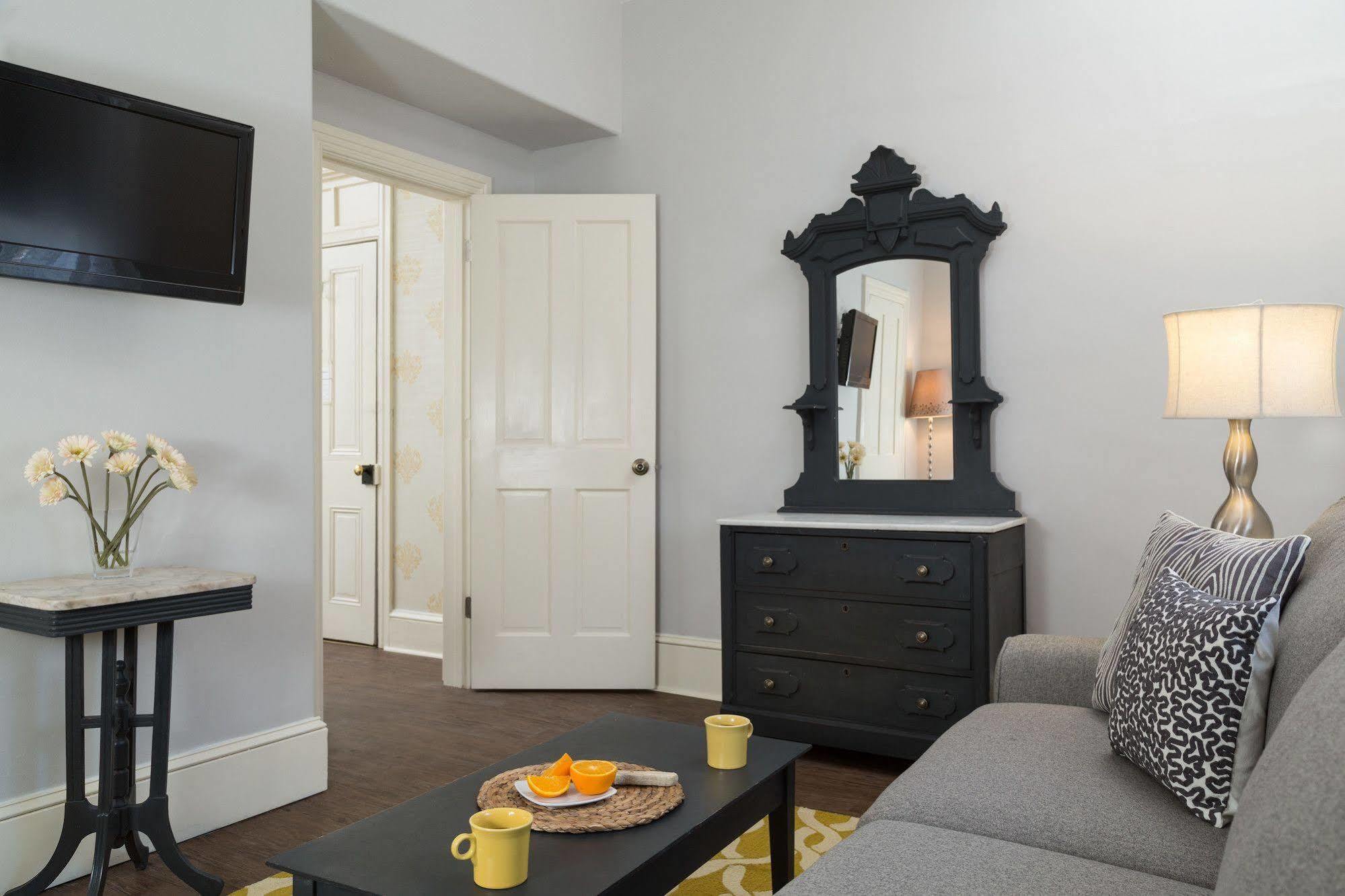 The Carroll Villa Hotel Cape May Bagian luar foto